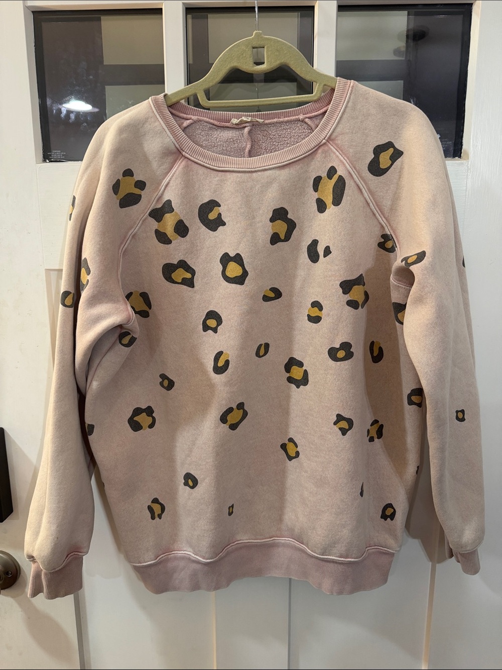 easel Blush Pink Leopard Print Crewneck Sweatshirt